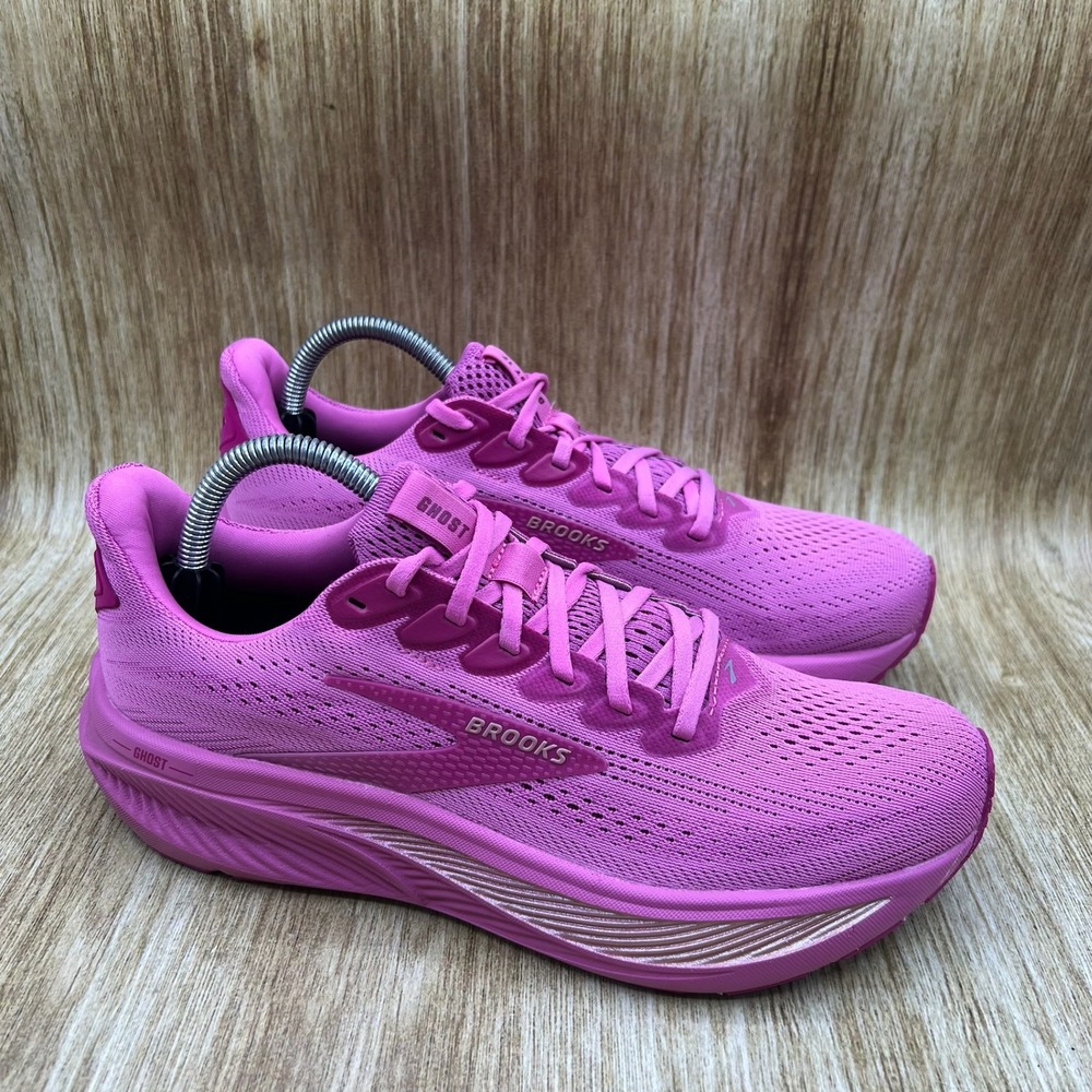 Brooks Ghost 17 Women's Size 10 Pink Fuchsia Running Shoes Sneakers 1204311B648